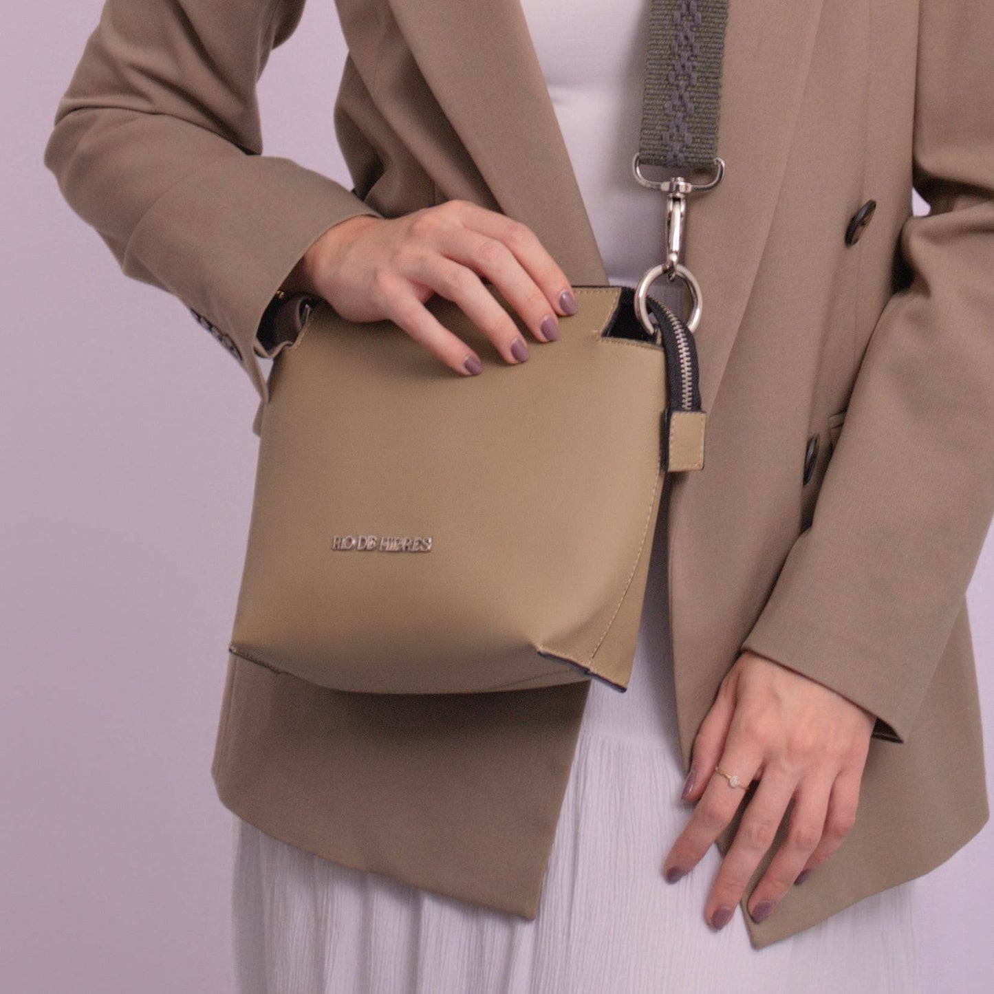 RDH BEIGE | STRAP VERDE MILITAR - Rio de Hilares