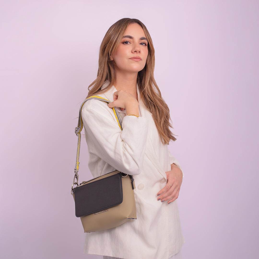 COMPLETE BEIGE | WALLET NEGRA | STRAP AMARILLO - Rio de Hilares