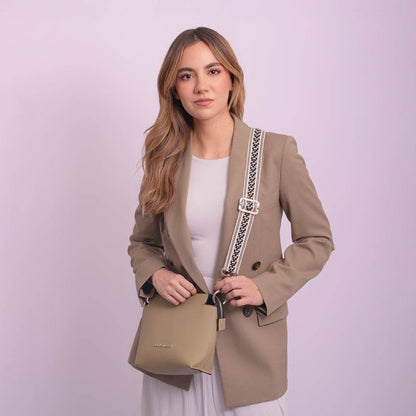 RDH BEIGE | STRAP BLANCO Y NEGRO - Rio de Hilares