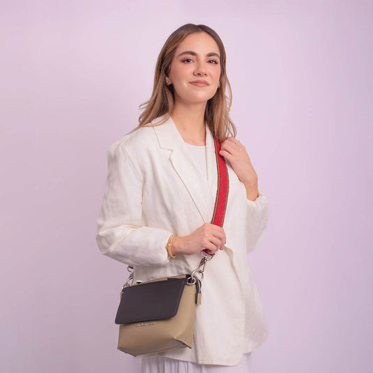COMPLETE BEIGE | WALLET NEGRA | STRAP ROJO - Rio de Hilares
