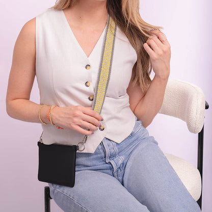 WALLET NEGRA | STRAP AMARILLO - Rio de Hilares